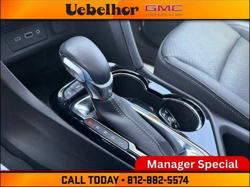 Used 2022 Buick Encore GX Essence w/ Experience Buick Package AWD/4WD image 29