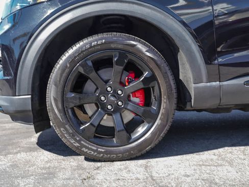 Used 2023 Ford Explorer ST w/ Equipment Group 401A image 9