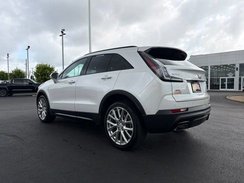 Used 2019 Cadillac XT4 Sport w/ Cold Weather Package AWD/4WD image 5