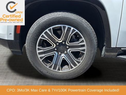 Certified 2024 Jeep Wagoneer Series II w/ Flexible Seating Group RWD image 27
