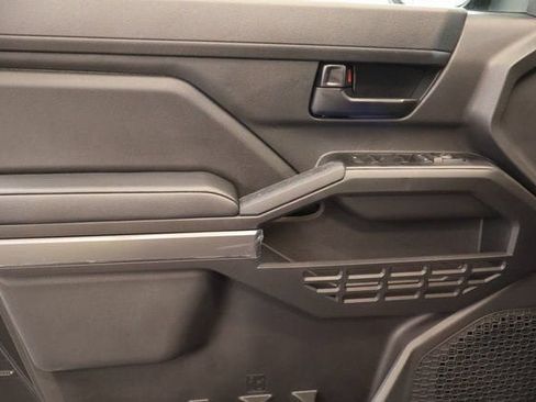 New 2026 Toyota Tacoma SR5 AWD/4WD image 9