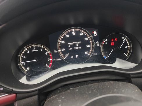 Used 2023 MAZDA MAZDA3 Hatchback w/Premium Plus Pkg image 10