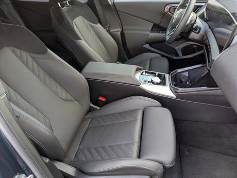 Used 2025 BMW X3 xDrive30i w/ M Sport Package image 21