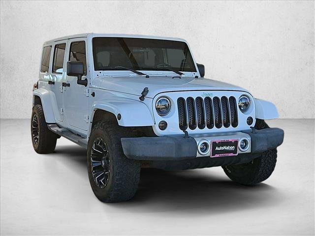 Used 2011 Jeep Wrangler Unlimited Sahara w/ Connectivity Group AWD/4WD image 3