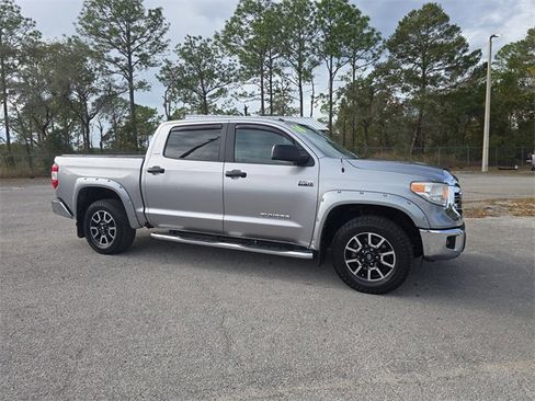 Used 2016 Toyota Tundra SR5 image 2
