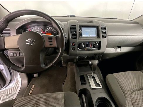 Used 2012 Suzuki Equator Premium RWD image 17