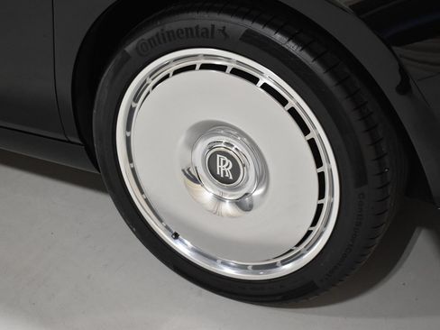 New 2027 Rolls-Royce Phantom Sedan RWD image 15