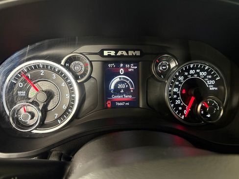 Used 2021 RAM 1500 Big Horn RWD image 21
