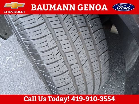 Used 2017 Cadillac XT5 Luxury w/ Driver Awareness Package AWD/4WD image 29