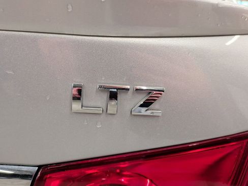 Used 2013 Chevrolet Cruze LTZ w/ RS Package image 10