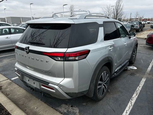 Used 2022 Nissan Pathfinder Platinum w/ Cargo Package image 3