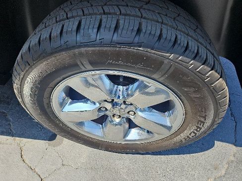 Used 2014 RAM 1500 Big Horn AWD/4WD image 9