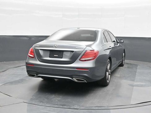 Used 2019 Mercedes-Benz E 300 4MATIC image 8
