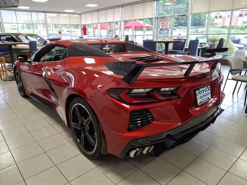 Used 2022 Chevrolet Corvette Stingray Premium Conv w/ Z51 Performance Package RWD image 7