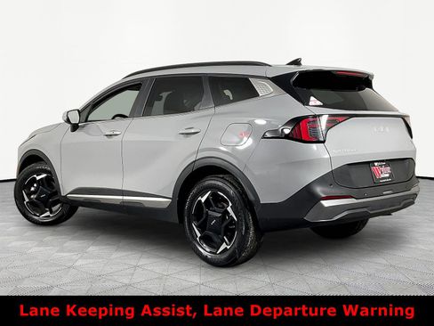 Certified 2026 Kia Sportage EX w/ EX Panorama Roof Package AWD/4WD image 4