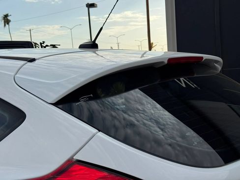 Used 2018 Ford Focus SE FWD image 45