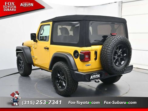 Used 2021 Jeep Wrangler Sport AWD/4WD image 12