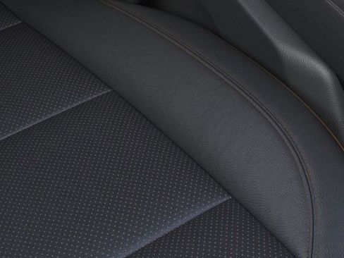 New 2026 Chevrolet Traverse High Country w/ LPO, Floor Liner Package image 22