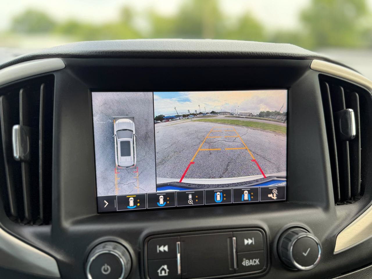 Used 2020 GMC Terrain Denali w/ Denali Premium Package FWD image 33