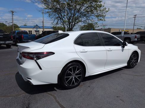 Certified 2023 Toyota Camry SE AWD/4WD image 5