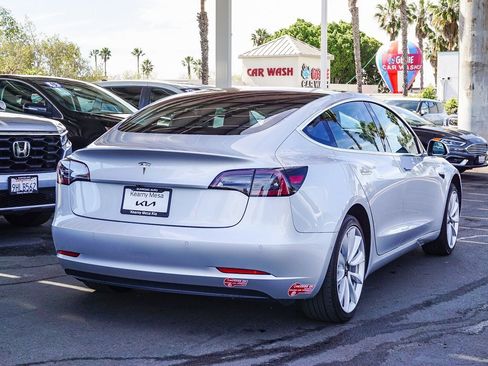 Used 2018 Tesla Model 3 Long Range image 7