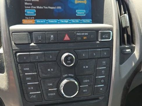 Used 2015 Buick Verano Convenience FWD image 9