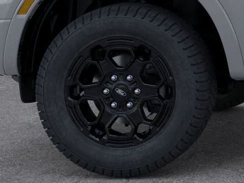 Used 2026 Ford Ranger XLT w/ Equipment Group 301A High AWD/4WD image 19