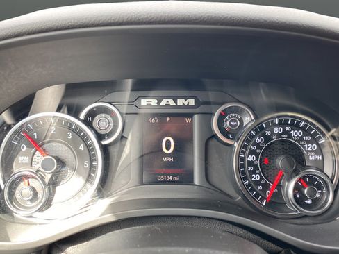Used 2022 RAM 1500 Big Horn AWD/4WD image 17