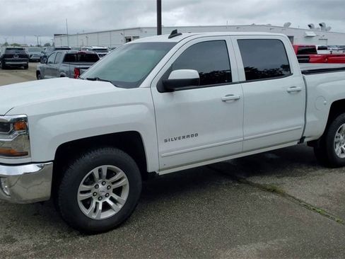 Used 2017 Chevrolet Silverado 1500 LT w/ All Star Edition image 4