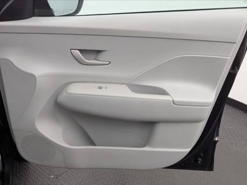 Used 2024 Hyundai Kona SEL FWD image 22