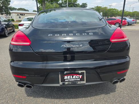Used 2015 Porsche Panamera 4 AWD/4WD image 4