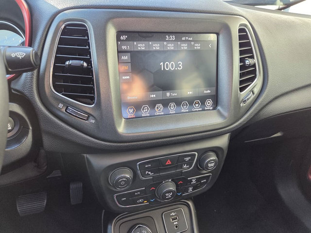 Used 2021 Jeep Compass Trailhawk AWD/4WD image 27