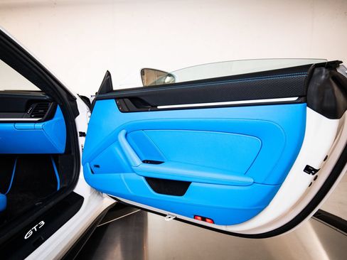 Certified 2026 Porsche 911 GT3 RWD image 27