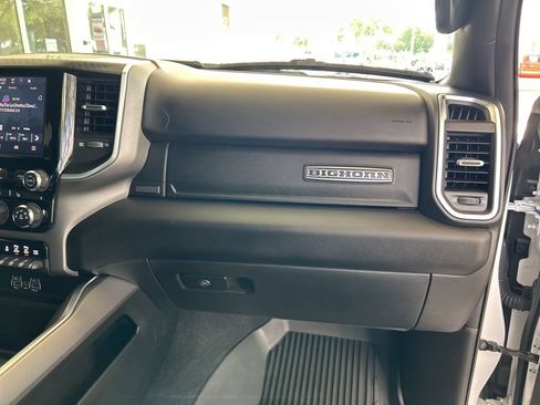Used 2025 RAM 1500 Big Horn AWD/4WD image 30