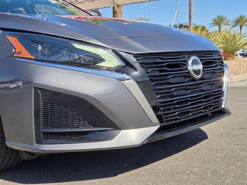 Certified 2025 Nissan Altima 2.5 SV FWD image 2