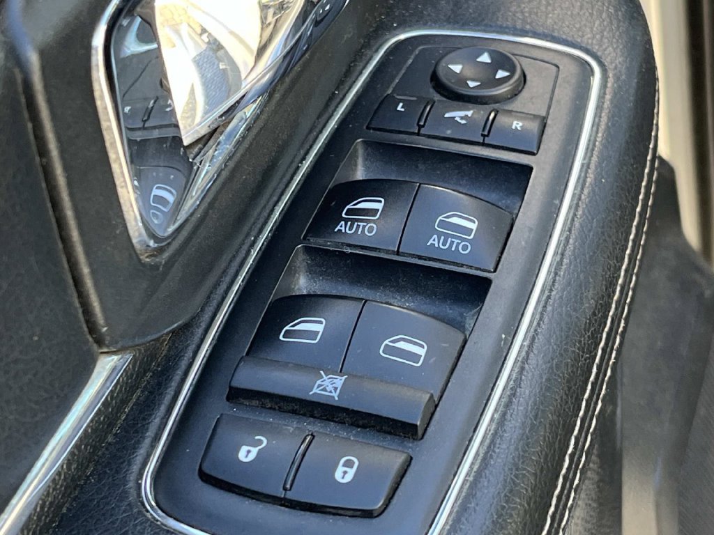 Used 2016 RAM 2500 Laramie w/ Protection Group AWD/4WD image 30