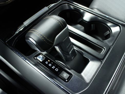 Used 2024 Ford F150 Lightning Lariat image 24