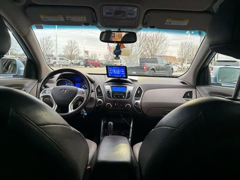 Used 2012 Hyundai Tucson GLS image 15