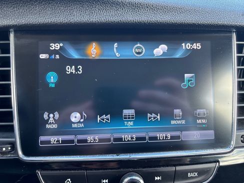 Used 2020 Buick Encore Preferred image 32