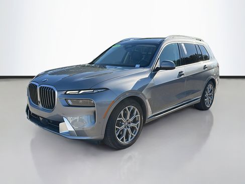 Used 2024 BMW X7 xDrive40i image 7