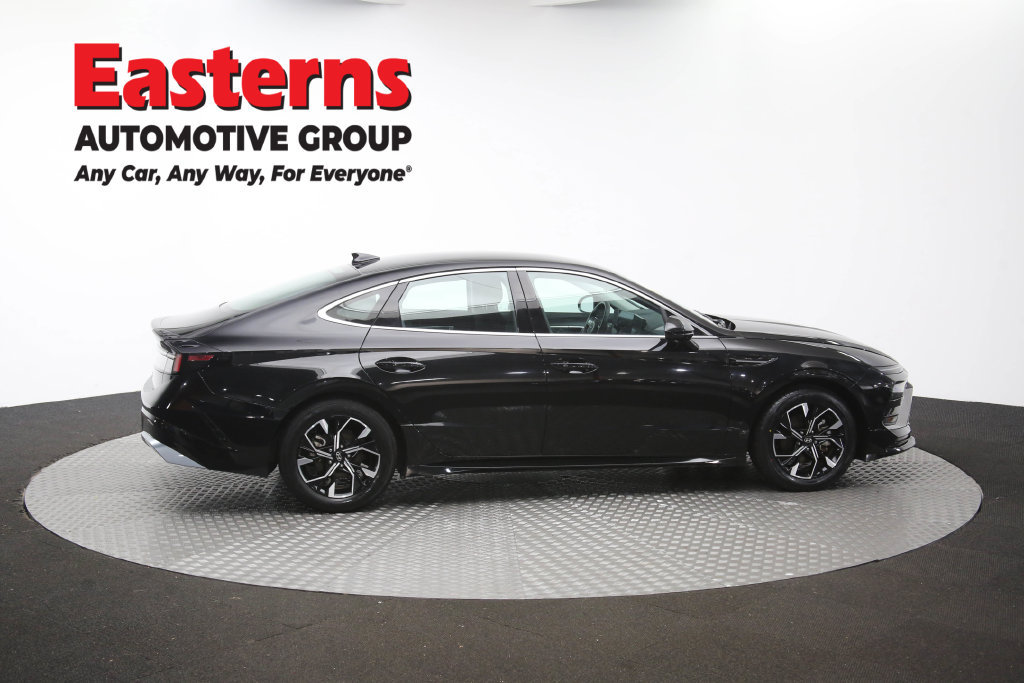 Used 2025 Hyundai Sonata SEL FWD image 47