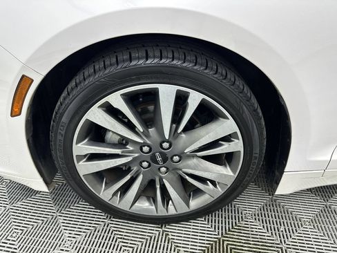 Used 2017 Lincoln MKZ Reserve FWD image 13