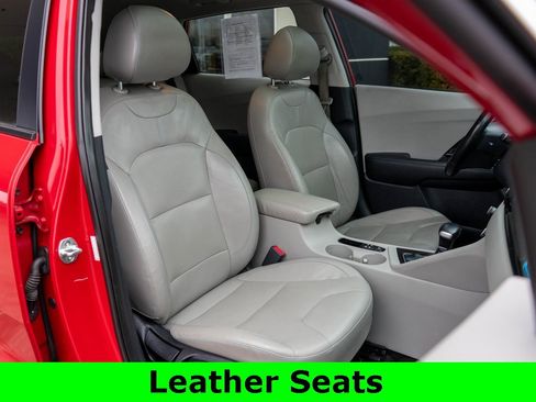 Used 2017 Kia Niro Touring image 9