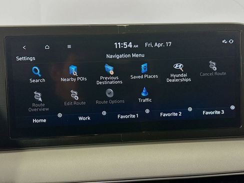 Used 2025 Hyundai Palisade SEL FWD image 15