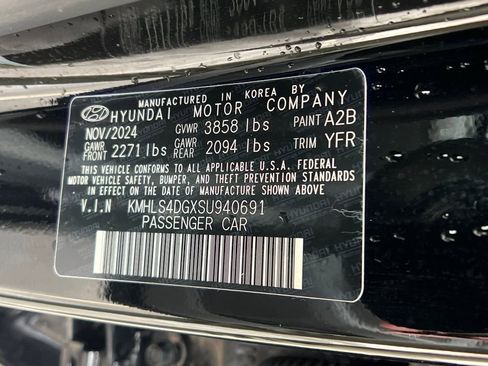 Used 2025 Hyundai Elantra SEL image 28