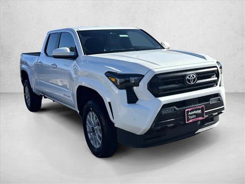 New 2026 Toyota Tacoma SR5 image 3