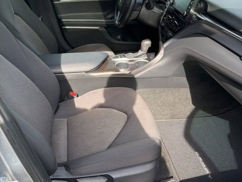 Used 2022 Toyota Camry LE w/ Audio Upgrade Package image 33