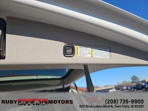 Used 2007 Chevrolet Suburban LT w/ LT Preferred Equipment Group image 18