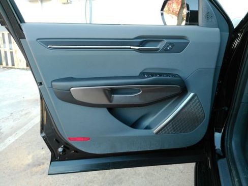 Used 2024 Kia EV9 Light image 11