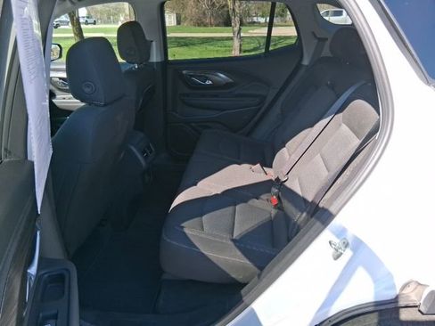 Used 2023 GMC Terrain SLE w/ Driver Convenience Package AWD/4WD image 19